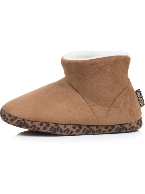 Chaussons bottillons suédine, semelle gomme ultra souple femme isotoner - Kiabi Chaussons bottillons suédine, semelle gomme ultra souple femme isotoner - Kiabi