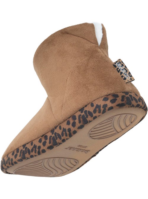 Chaussons bottillons suédine, semelle gomme ultra souple femme isotoner - Kiabi Chaussons bottillons suédine, semelle gomme ultra souple femme isotoner - Kiabi