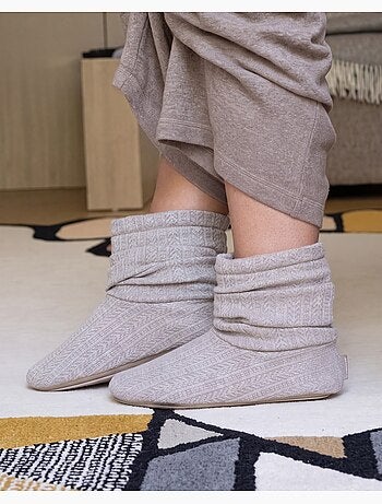 Chaussons bottillons tricot et nœud satin femme isotoner