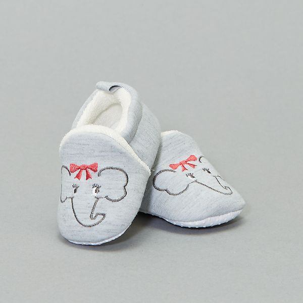 Chaussons Broderie Elephant Bebe Garcon Gris Clair Kiabi 6 00