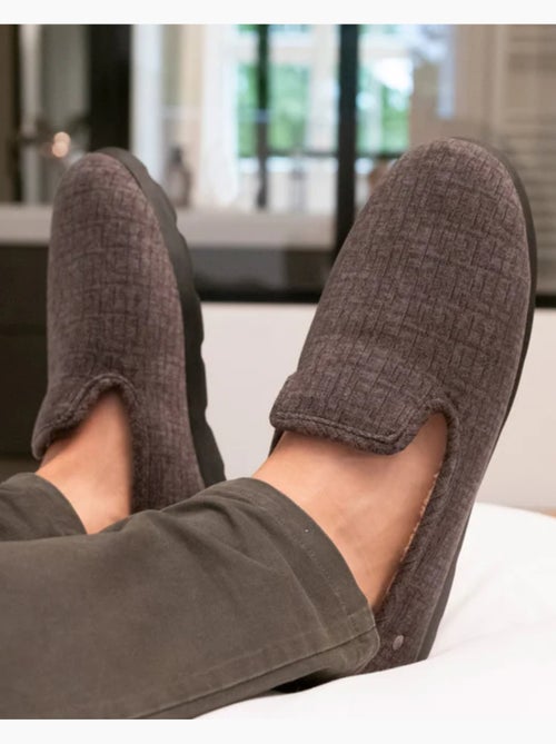 Chaussons charentaises ultra confortables et chauds, homme isotoner - Kiabi Chaussons charentaises ultra confortables et chauds, homme isotoner - Kiabi