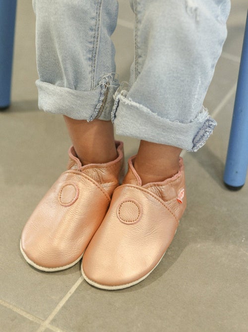 Chaussons cuir souple uni - Kiabi