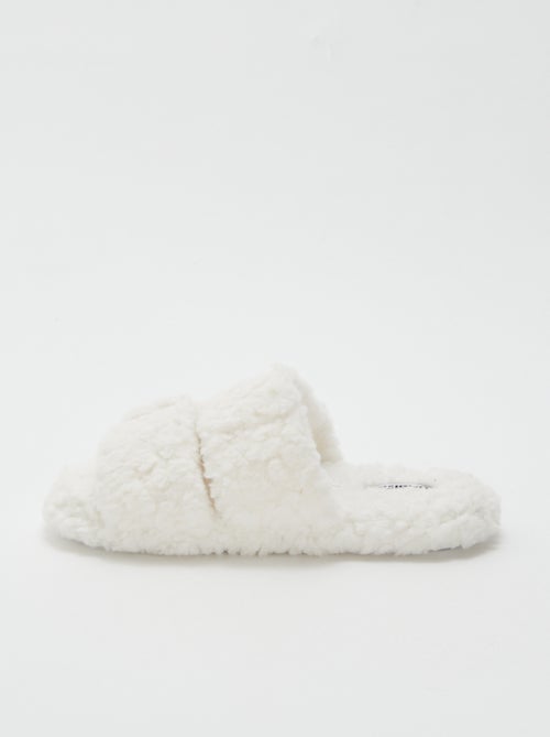 Chaussons double bride fourrés - Kiabi