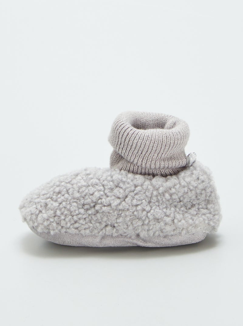 Chaussons effet moutonné Gris - Kiabi