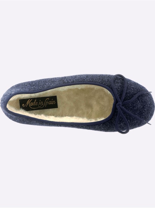 Chaussons en feutre avec nœud décoratif et doublure en laine - Taille standard - Witt - Kiabi Chaussons en feutre avec nœud décoratif et doublure en laine - Taille standard - Witt - Kiabi