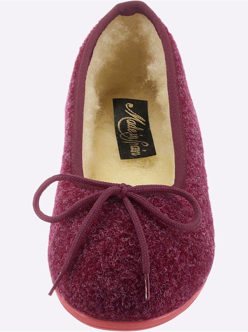 Chaussons en feutre avec nœud décoratif et semelle en caoutchouc - Taille standard - Witt - Kiabi Chaussons en feutre avec nœud décoratif et semelle en caoutchouc - Taille standard - Witt - Kiabi