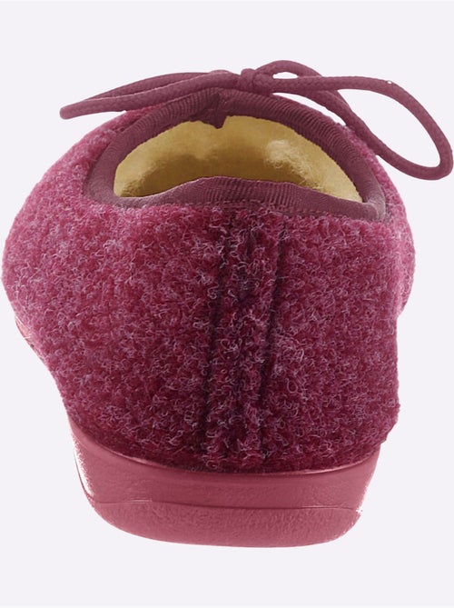 Chaussons en feutre avec nœud décoratif et semelle en caoutchouc - Taille standard - Witt - Kiabi Chaussons en feutre avec nœud décoratif et semelle en caoutchouc - Taille standard - Witt - Kiabi
