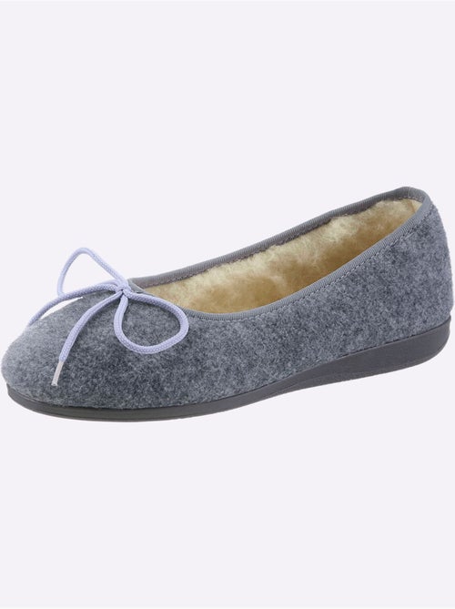 Chaussons en feutre avec nœud décoratif et semelle en caoutchouc - Taille standard - Witt - Kiabi