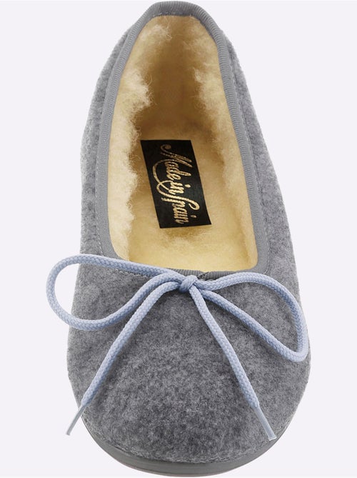 Chaussons en feutre avec nœud décoratif et semelle en caoutchouc - Taille standard - Witt - Kiabi