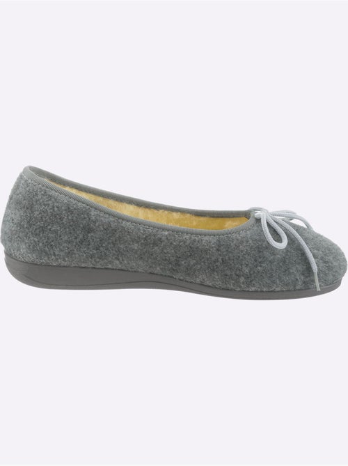 Chaussons en feutre avec nœud décoratif et semelle en caoutchouc - Taille standard - Witt - Kiabi