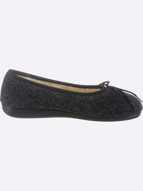 Chaussons en feutre avec nœud décoratif et semelle en caoutchouc - Taille standard - Witt - Kiabi