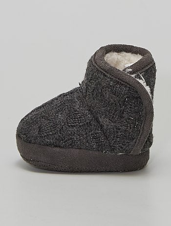 Chaussures Bebe Chaussures Adultes Et Enfants Taille 16 17 Kiabi
