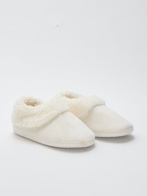Chaussons en suédine - Kiabi