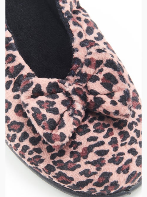 Chaussons en velours - Damart - Kiabi