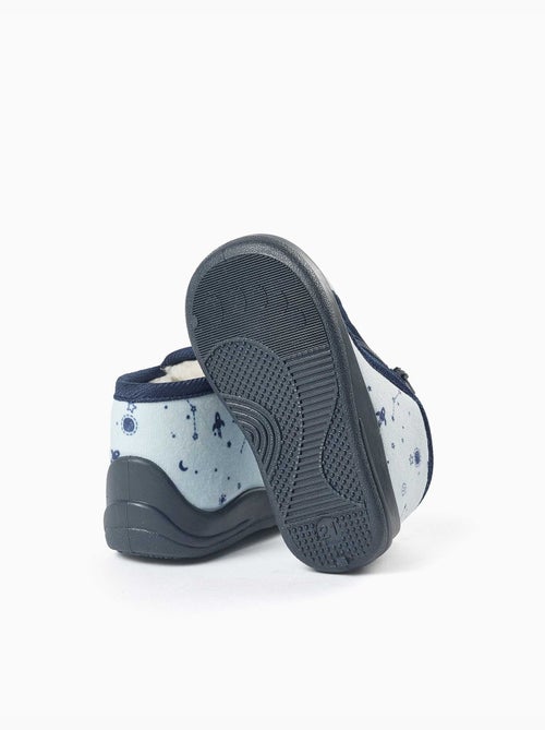 Chaussons en velours avec motif espace - Kiabi Chaussons en velours avec motif espace - Kiabi