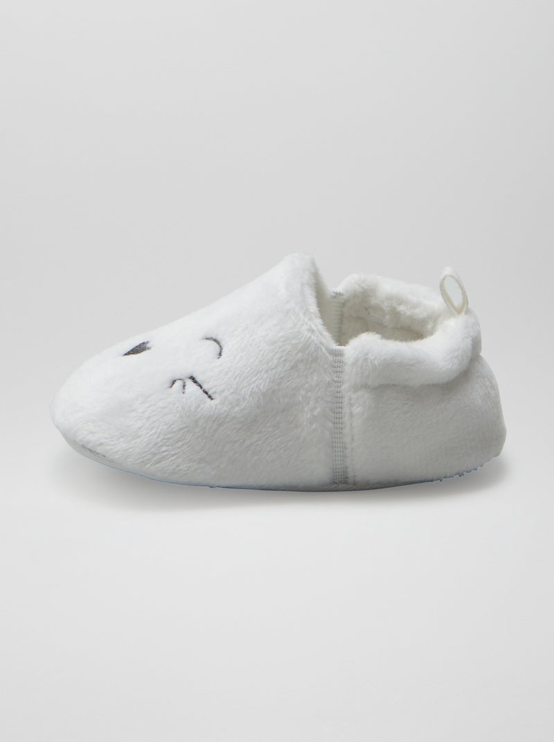 Chaussons en velours blanc - Kiabi