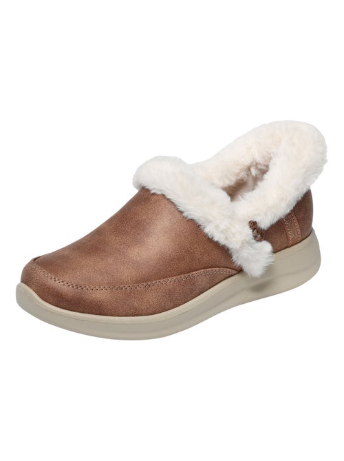 Chaussons Enfiler Skechers Cozy Escape - Kiabi Chaussons Enfiler Skechers Cozy Escape - Kiabi