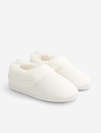 Chaussons forme bottillon bas fourrés