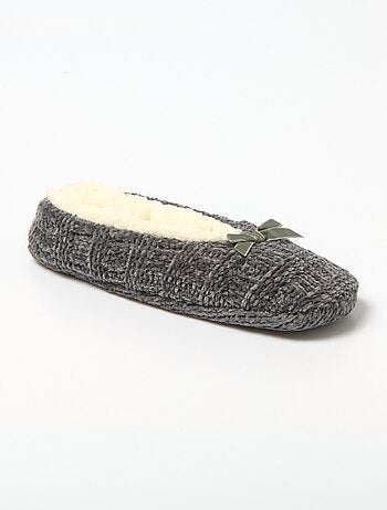 Chaussons fourrés en maille peluche