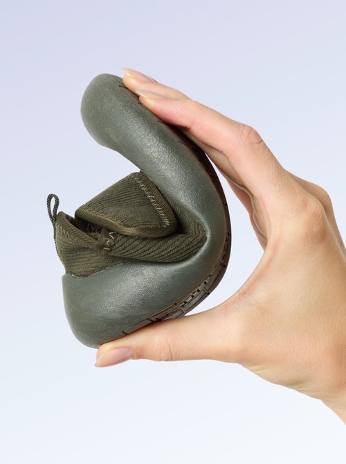 Chaussons 'Kitchoun' souples fourrés - Kiabi Chaussons 'Kitchoun' souples fourrés - Kiabi