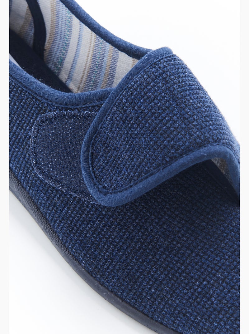 Chaussons maille gaufrée à scratch - Damart Bleu - Kiabi