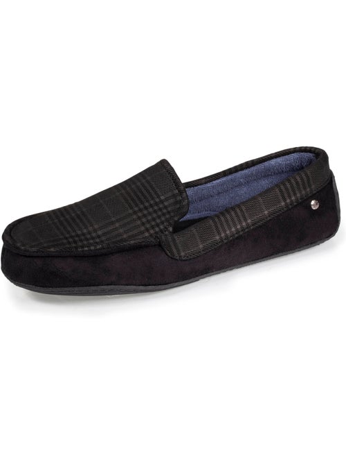 Chaussons mocassins en suédine, semelle gomme homme isotoner - Kiabi Chaussons mocassins en suédine, semelle gomme homme isotoner - Kiabi