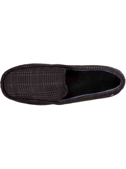 Chaussons mocassins en suédine, semelle gomme homme isotoner - Kiabi Chaussons mocassins en suédine, semelle gomme homme isotoner - Kiabi