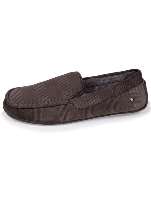 Chaussons mocassins ultra confortables et légers homme isotoner - Kiabi Chaussons mocassins ultra confortables et légers homme isotoner - Kiabi
