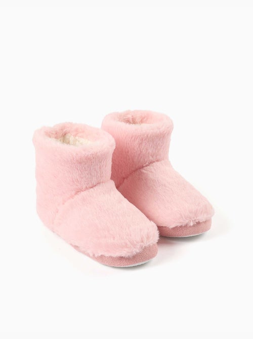 Chaussons montants en sherpa avec semelle antidérapante - Kiabi Chaussons montants en sherpa avec semelle antidérapante - Kiabi