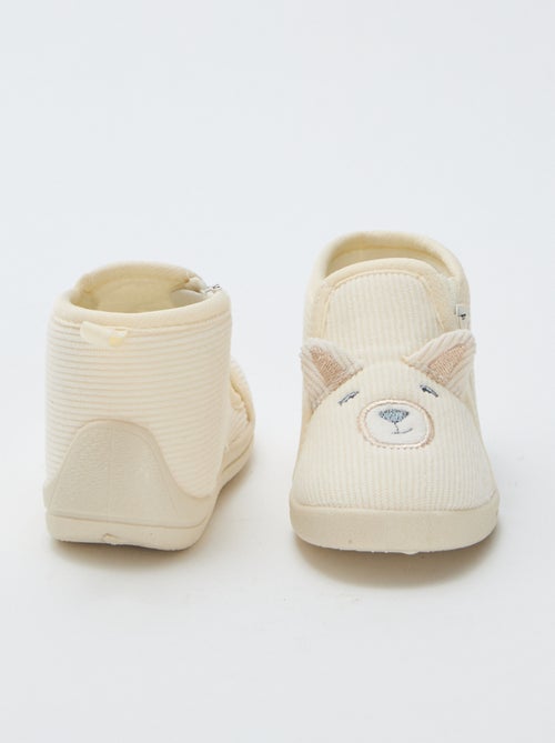 Chaussons montants en velours côtelé avec animation 'ourson' - Kiabi