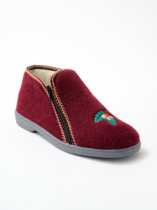 Chaussons montants grande largeur brodés - Afibel - Kiabi
