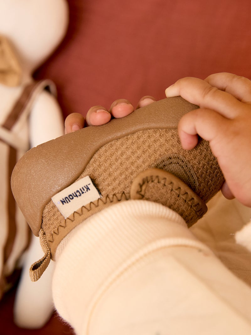 Chaussons motricité 3 '1ers pas' - Kitchoun Marron - Kiabi