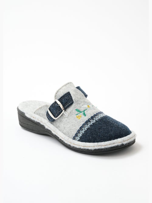 Chaussons mules brodés largeur confort - Afibel - Kiabi