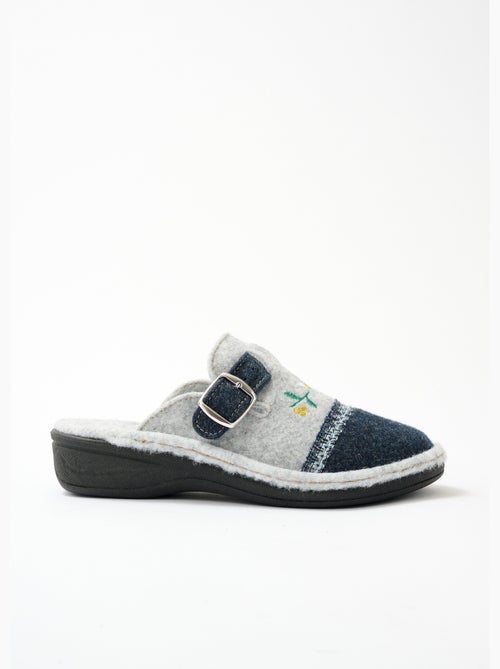 Chaussons mules brodés largeur confort - Afibel - Kiabi