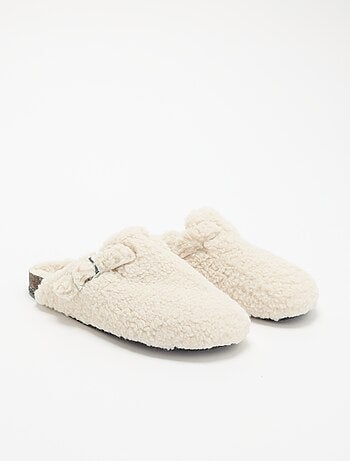 Chaussons mules effet moutonné avec bride