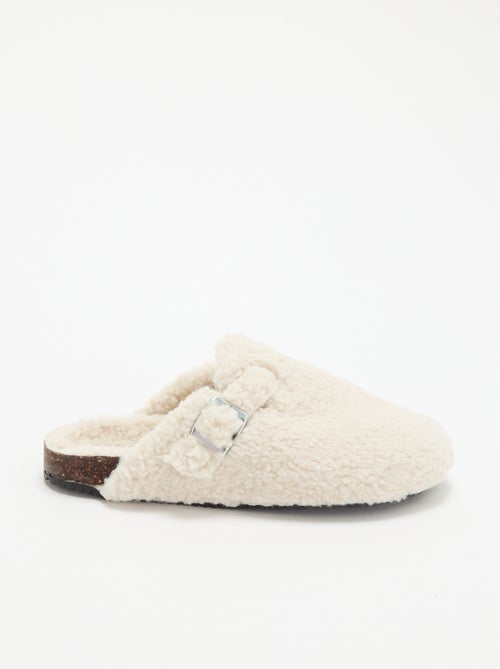 Chaussons mules effet moutonné avec bride - Kiabi Chaussons mules effet moutonné avec bride - Kiabi