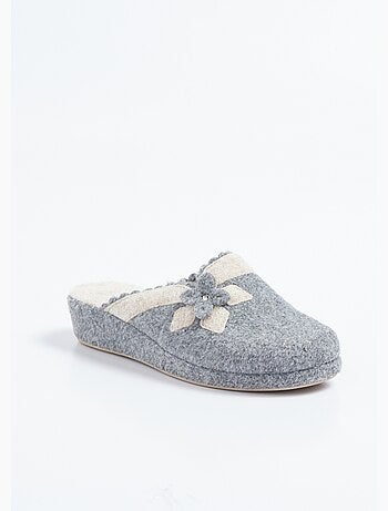 Chaussons mules en feutre, détail fleur - Afibel