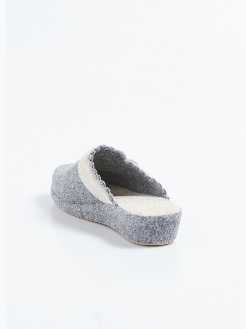 Chaussons mules en feutre, détail fleur - Afibel Gris - Kiabi