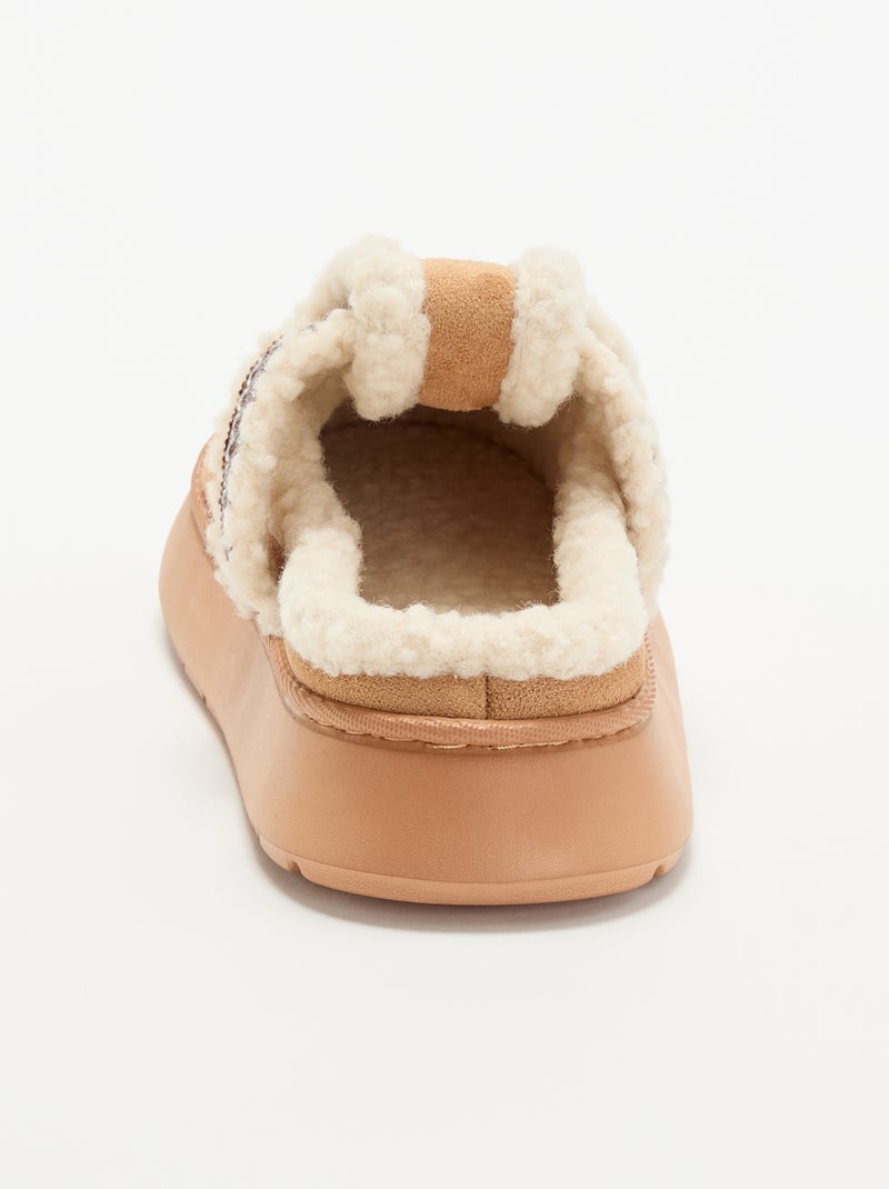 Chaussons mules en suédine fourrés à large semelle Marron - Kiabi