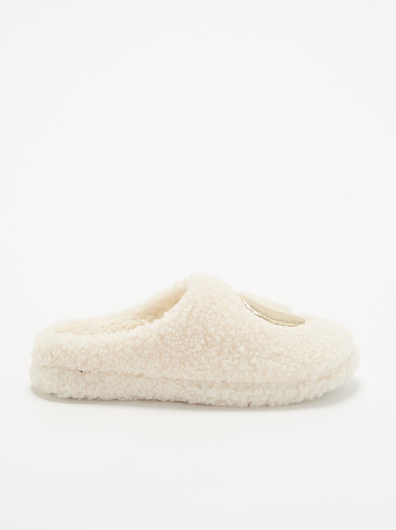 Chaussons mules fourrés avec patch Blanc - Kiabi