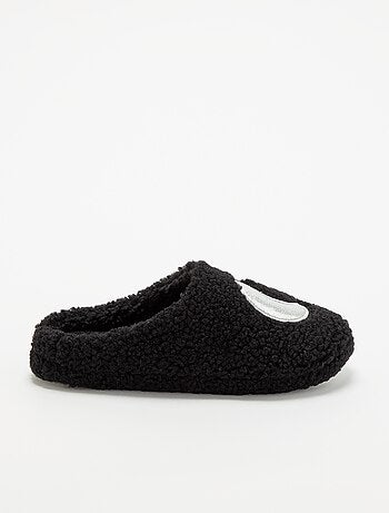 Chaussons mules fourrés avec patch
