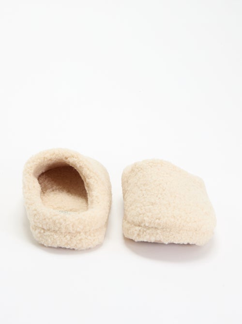 Chaussons mules moutonnés - Kiabi Chaussons mules moutonnés - Kiabi