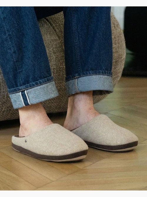 Chaussons mules polaire, chauds, semelle confort homme isotoner - Kiabi Chaussons mules polaire, chauds, semelle confort homme isotoner - Kiabi