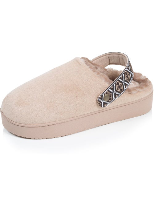 Chaussons mules suédine semelle plateforme femme Isotoner - Kiabi Chaussons mules suédine semelle plateforme femme Isotoner - Kiabi