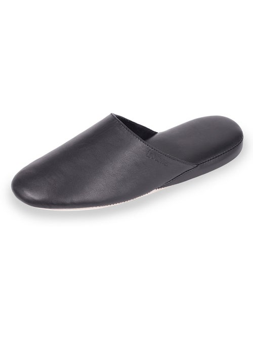 Chaussons mules tout cuir, semelle confort homme isotoner - Kiabi Chaussons mules tout cuir, semelle confort homme isotoner - Kiabi