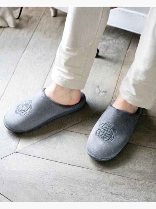 Chaussons mules ultra confortables et légers, mousse à homme isotoner - Kiabi Chaussons mules ultra confortables et légers, mousse à homme isotoner - Kiabi