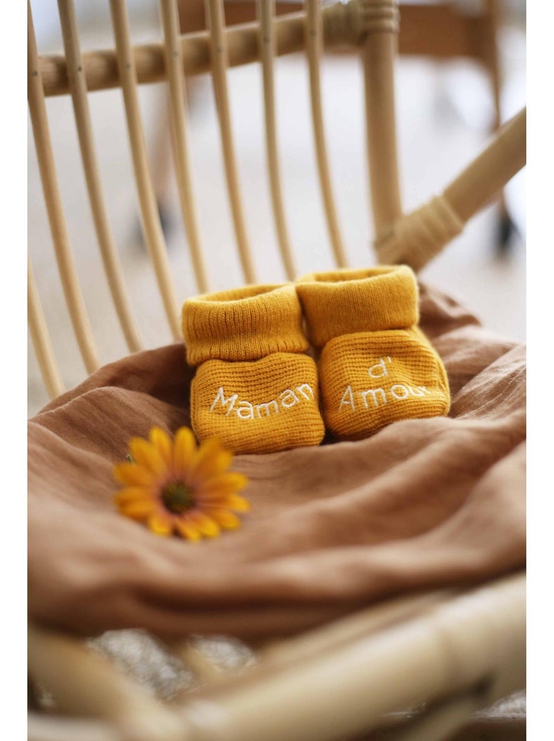 Chaussons naissance - Message Maman d'Amour Moutarde - Kiabi