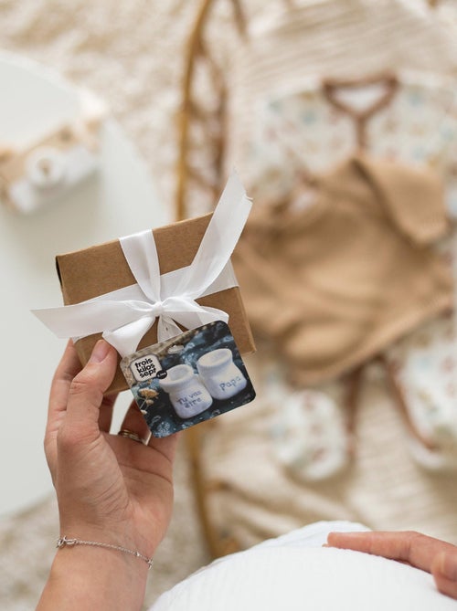 Chaussons naissance pour annoncer la grossesse - Kiabi