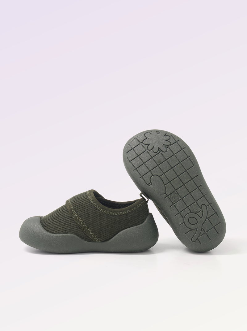 Chaussons souples à tige basse - Motricité 3: '1ers pas' - Kitchoun Kaki - Kiabi