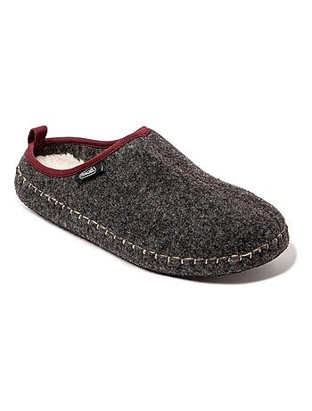 Chaussons unisexes Nuvola avec semelle en gomme.